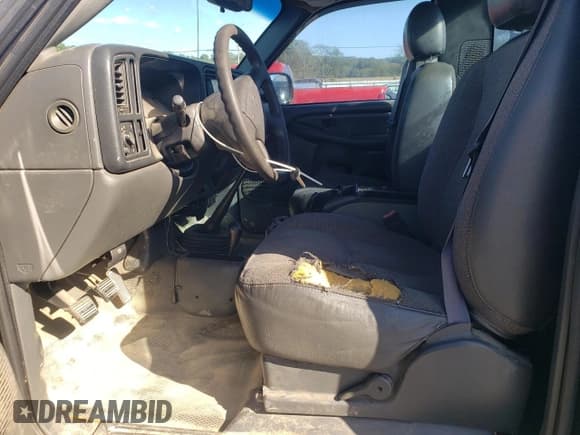 ✅ 2003 Chevrolet Silverado 1500 • VIN: 1GCEK14XX3Z267840 • Lot: 82619445. Listed on Copart with 119,521 mi. Free auction sales archive from the USA and detailed vehicle history report at DreamBid. Image 7.