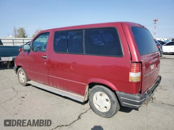 ✅ 1995 Ford Aerostar • VIN: 1FMCA11U3SZC08031 • Lot: 86777375. Wystawiony na Copart z przebiegiem 283 316 mil. Bezpłatny archiwum sprzedaży aukcyjnych z USA i szczegółowy raport historii pojazdu na DreamBid. Zdjęcie 2.