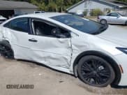 ✅ 2025 Toyota Prius LE • VIN: JTDADABU8S3029276 • Lot: 43207676. Wystawiony na IAAI z przebiegiem 10 258 mil. Bezpłatny archiwum sprzedaży aukcyjnych z USA i szczegółowy raport historii pojazdu na DreamBid. Zdjęcie 6.