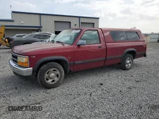 1996 Dodge Dakota с VIN 1B7FL26X0TS581123, выставлен на аукционе Copart как лот 55069395 с пробегом 133 707 миль миль и Списание • Salvage title. История ставок и продаж доступна на DreamBid. Изображение 1.