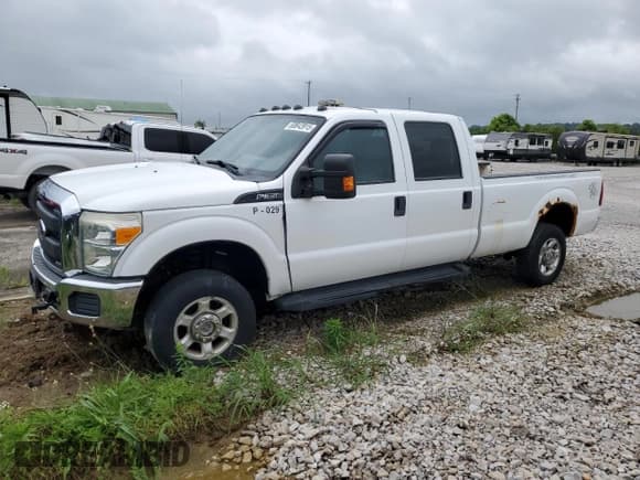 ✅ 2015 Ford F-350 Platinum • VIN: 1FT8W3B67FEB50834 • Lot: 60843915. Listed on Copart with 87,385 mi. Free auction sales archive from the USA and detailed vehicle history report at DreamBid. Image 1.