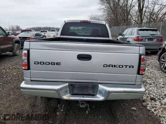 ✅ 2004 Dodge Dakota SLT • VIN: 1D7HG42N94S597423 • Lot: 85580334. Wystawiony na Copart z przebiegiem Nie podano. Bezpłatny archiwum sprzedaży aukcyjnych z USA i szczegółowy raport historii pojazdu na DreamBid. Zdjęcie 6.