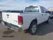2005 Dodge 1500 SLT z VIN 1D7HU18D85S274987, wystawiony jako IAAI lot #43503427 z przebiegiem 197 197 mil mil oraz . Historia ofert i sprzedaży dostępna na DreamBid. Obrazek 4.