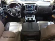 ✅ 2015 Chevrolet Silverado 1500 LTZ • VIN: 3GCPCSEC7FG184541 • Лот: 72276734. Опубликован ранее на Copart с пробегом 142 439 миль. Бесплатный доступ к архиву аукционных продаж из США и подробный отчёт об истории автомобиля на DreamBid. Изображение 8.