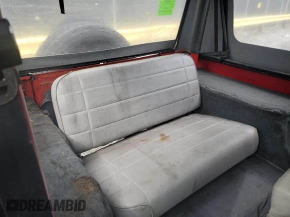 ✅ 1992 Jeep Wrangler • VIN: 2J4FY19P9NJ505484 • Lot: 81412605. Listed on Copart with 257,235 mi. Free auction sales archive from the USA and detailed vehicle history report at DreamBid. Image 10.