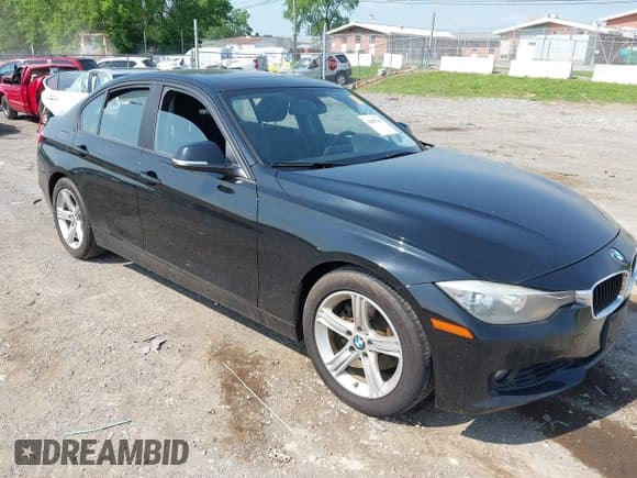 ✅ 2015 BMW 3 Series 328i • VIN: WBA3A5G50FNS91391 • Lot: 42095644. Listed on IAAI with 184,702 mi. Free auction sales archive from the USA and detailed vehicle history report at DreamBid. Image 1.