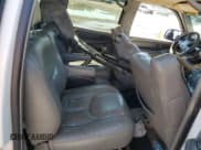 ✅ 2003 Chevrolet Suburban LT • VIN: 3GNEC16Z03G101118 • Лот: 56486765. Опубликован ранее на Copart с пробегом Не указан. Бесплатный доступ к архиву аукционных продаж из США и подробный отчёт об истории автомобиля на DreamBid. Изображение 11.