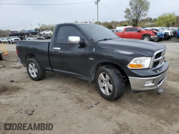 ✅ 2010 Dodge 1500 ST • VIN: 3D7JB1ET9AG111270 • Lot: 52780935. Wystawiony na Copart z przebiegiem 193 015 mil. Bezpłatny archiwum sprzedaży aukcyjnych z USA i szczegółowy raport historii pojazdu na DreamBid. Zdjęcie 4.