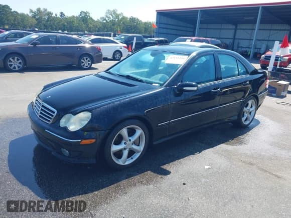 ✅ 2006 Mercedes-Benz C 230 Sport • VIN: WDBRF52H06F748547 • Lot: 43115298. Wystawiony na IAAI z przebiegiem 154 646 mil. Bezpłatny archiwum sprzedaży aukcyjnych z USA i szczegółowy raport historii pojazdu na DreamBid. Zdjęcie 2.