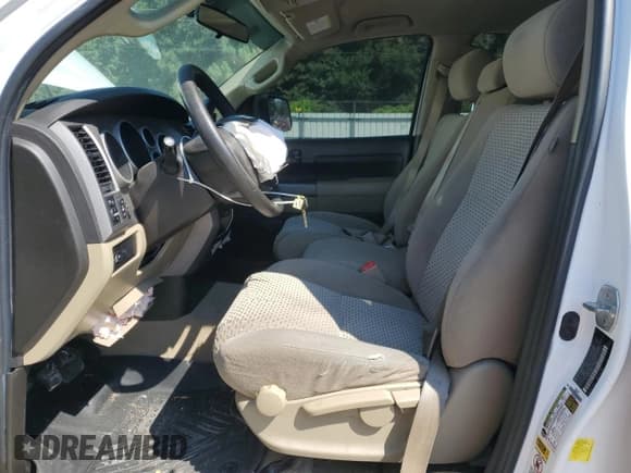 ✅ 2011 Toyota Tundra • VIN: 5TFRU5F15BX025415 • Лот: 71581785. Опубликован ранее на Copart с пробегом 190 118 миль. Бесплатный доступ к архиву аукционных продаж из США и подробный отчёт об истории автомобиля на DreamBid. Изображение 7.