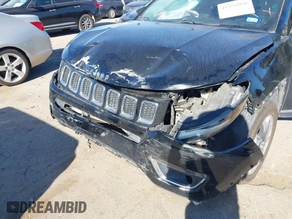 ✅ 2018 Jeep Compass Limited • VIN: 3C4NJDCB4JT340991 • Lot: 41776098. Wystawiony na IAAI z przebiegiem Nie podano. Bezpłatny archiwum sprzedaży aukcyjnych z USA i szczegółowy raport historii pojazdu na DreamBid. Zdjęcie 6.