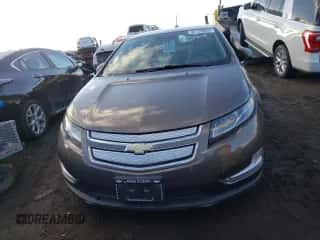 2015 Chevrolet Volt z VIN 1G1RA6E49FU105147, wystawiony jako Copart lot #42126304 z przebiegiem 30 700 mil mil oraz . Historia ofert i sprzedaży dostępna na DreamBid. Obrazek 5.