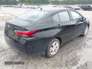 ✅ 2025 Nissan Versa S • VIN: 3N1CN8DV1SL829946 • Lot: 43398544. Wystawiony na IAAI z przebiegiem 100 000 mil. Bezpłatny archiwum sprzedaży aukcyjnych z USA i szczegółowy raport historii pojazdu na DreamBid. Zdjęcie 4.