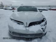 ✅ 2013 Lincoln MKS • VIN: 1LNHL9EK1DG602231 • Лот: 44989515. Опубликован ранее на Copart с пробегом 203 793 миль. Бесплатный доступ к архиву аукционных продаж из США и подробный отчёт об истории автомобиля на DreamBid. Изображение 5.