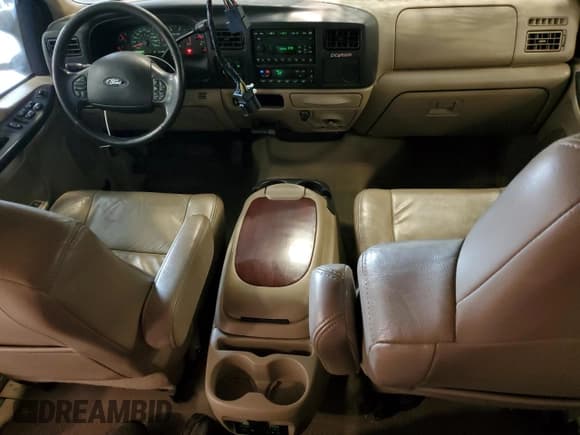 ✅ 2005 Ford Excursion Limited • VIN: 1FMSU43P15ED40308 • Лот: 90626355. Опубликован ранее на Copart с пробегом 289 754 миль. Бесплатный доступ к архиву аукционных продаж из США и подробный отчёт об истории автомобиля на DreamBid. Изображение 8.