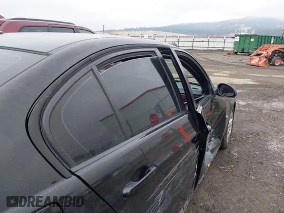 ✅ 2008 BMW 3 Series 328xi • VIN: WBAVC93588K039151 • Lot: 43560202. Listed on IAAI with 142,342 mi. Free auction sales archive from the USA and detailed vehicle history report at DreamBid. Image 22.