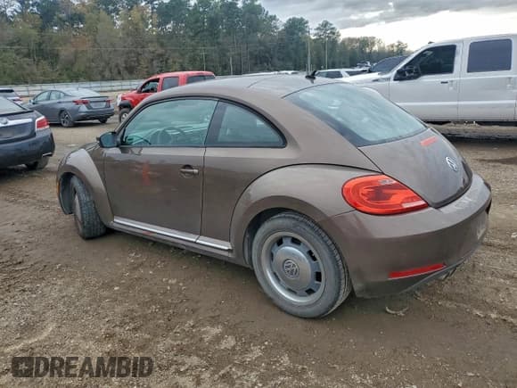 ✅ 2012 Volkswagen Beetle 2.5L • VIN: 3VWJX7ATXCM620130 • Lot: 94797455. Listed on Copart with Not provided. Free auction sales archive from the USA and detailed vehicle history report at DreamBid. Image 2.
