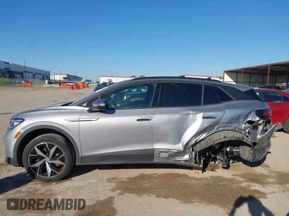 ✅ 2023 Volkswagen ID.4 S • VIN: 1V25MPE83PC030764 • Lot: 43486585. Listed on IAAI with 23,653 mi. Free auction sales archive from the USA and detailed vehicle history report at DreamBid. Image 14.