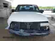 1999 Chevrolet S-10 с VIN 1GCCS14X8XK221039, выставлен на аукционе Copart как лот 69882634 с пробегом Не указан миль и Списание • Salvage title. История ставок и продаж доступна на DreamBid. Изображение 5.