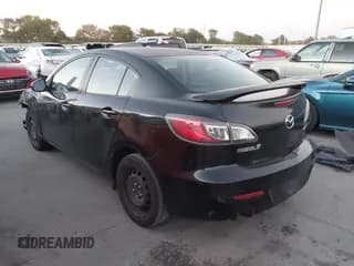 ✅ 2013 Mazda 3 i Sport • VIN: JM1BL1U7XD1837500 • Lot: 43607611. Wystawiony na IAAI z przebiegiem 126 846 mil. Bezpłatny archiwum sprzedaży aukcyjnych z USA i szczegółowy raport historii pojazdu na DreamBid. Zdjęcie 3.