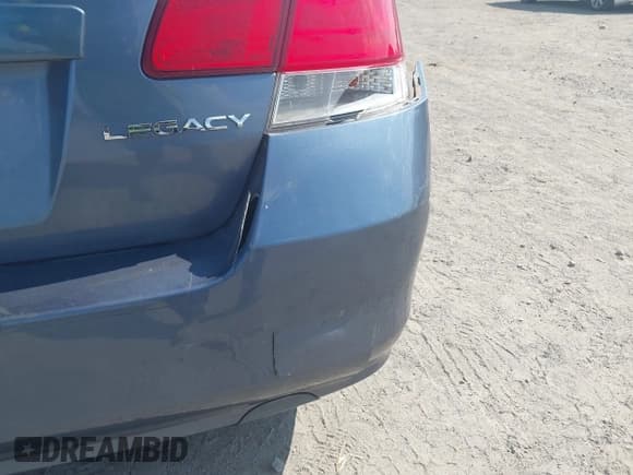 ✅ 2013 Subaru Legacy Special Sports • VIN: 4S3BMCG69D3011818 • Lot: 43039526. Listed on IAAI with 186,573 mi. Free auction sales archive from the USA and detailed vehicle history report at DreamBid. Image 13.