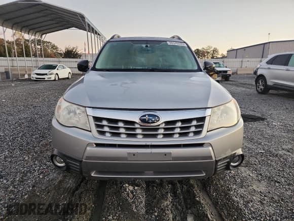 ✅ 2011 Subaru Forester X • VIN: JF2SHABC7BH717791 • Лот: 90576595. Опубликован ранее на Copart с пробегом 147 576 миль. Бесплатный доступ к архиву аукционных продаж из США и подробный отчёт об истории автомобиля на DreamBid. Изображение 5.