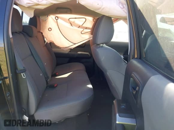 ✅ 2023 Toyota Tacoma SR5 • VIN: 3TYAZ5CN4PT036915 • Лот: 43378270. Опубликован ранее на IAAI с пробегом 20 705 миль. Бесплатный доступ к архиву аукционных продаж из США и подробный отчёт об истории автомобиля на DreamBid. Изображение 8.