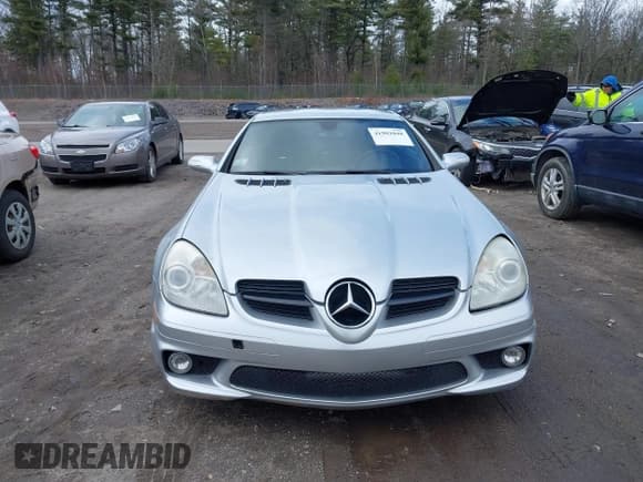 ✅ 2006 Mercedes-Benz SLK 55 AMG • VIN: WDBWK73F76F113039 • Lot: 41982848. Wystawiony na IAAI z przebiegiem 70 019 mil. Bezpłatny archiwum sprzedaży aukcyjnych z USA i szczegółowy raport historii pojazdu na DreamBid. Zdjęcie 12.