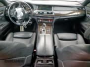 ✅ 2014 BMW 7 Series 740i • VIN: WBAYA6C5XED144517 • Lot: 90255015. Wystawiony na Copart z przebiegiem 178 636 mil. Bezpłatny archiwum sprzedaży aukcyjnych z USA i szczegółowy raport historii pojazdu na DreamBid. Zdjęcie 8.