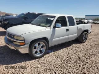 ✅ 2001 Chevrolet Silverado 1500 LS • VIN: 2GCEC19T211299318 • Лот: 71847224. Опубликован ранее на Copart с пробегом 215 560 миль. Бесплатный доступ к архиву аукционных продаж из США и подробный отчёт об истории автомобиля на DreamBid. Изображение 1.