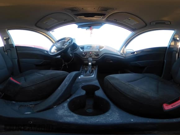 ✅ 2019 Hyundai Accent SE • VIN: 3KPC24A33KE077656 • Лот: 42025342. Опубликован ранее на IAAI с пробегом 109 403 миль. Бесплатный доступ к архиву аукционных продаж из США и подробный отчёт об истории автомобиля на DreamBid. Изображение 18.