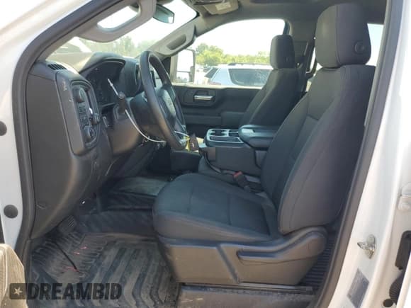 ✅ 2024 Chevrolet Silverado 2500HD Work Truck • VIN: 2GC4YLE73R1116053 • Лот: 69352555. Опубликован ранее на Copart с пробегом 57 082 миль. Бесплатный доступ к архиву аукционных продаж из США и подробный отчёт об истории автомобиля на DreamBid. Изображение 7.