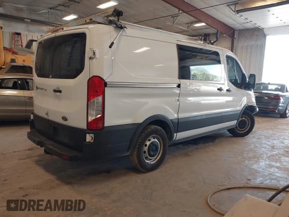 ✅ 2019 Ford Transit • VIN: 1FTYE1YM0KKB77849 • Lot: 42175880. Listed on IAAI with 151,828 mi. Free auction sales archive from the USA and detailed vehicle history report at DreamBid. Image 4.