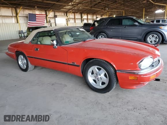 ✅ 1995 Jaguar XJS • VIN: SAJNX2749SC196416 • Lot: 49914445. Listed on Copart with 157,907 mi. Free auction sales archive from the USA and detailed vehicle history report at DreamBid. Image 4.