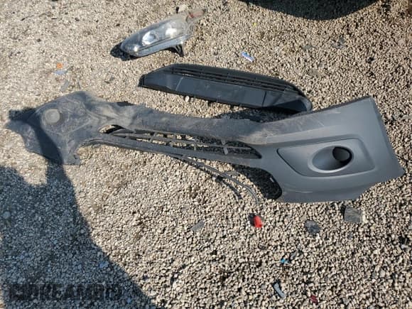 ✅ 2018 Ford Transit Connect XL • VIN: NM0GE9E75J1342000 • Лот: 64105615. Опубликован ранее на Copart с пробегом 240 910 миль. Бесплатный доступ к архиву аукционных продаж из США и подробный отчёт об истории автомобиля на DreamBid. Изображение 13.