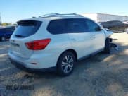 ✅ 2017 Nissan Pathfinder S • VIN: 5N1DR2MN2HC610125 • Lot: 43351598. Wystawiony na IAAI z przebiegiem 123 086 mil. Bezpłatny archiwum sprzedaży aukcyjnych z USA i szczegółowy raport historii pojazdu na DreamBid. Zdjęcie 4.