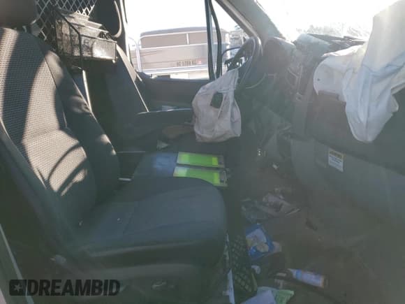 ✅ 2013 Freightliner Sprinter • VIN: WDYPE8CC2D5781458 • Lot: 80433514. Listed on Copart with Not provided. Free auction sales archive from the USA and detailed vehicle history report at DreamBid. Image 7.