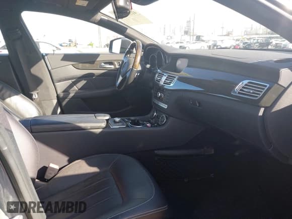 ✅ 2014 Mercedes-Benz CLS 550 • VIN: WDDLJ7DB9EA122846 • Lot: 41588708. Wystawiony na IAAI z przebiegiem 52 706 mil. Bezpłatny archiwum sprzedaży aukcyjnych z USA i szczegółowy raport historii pojazdu na DreamBid. Zdjęcie 5.