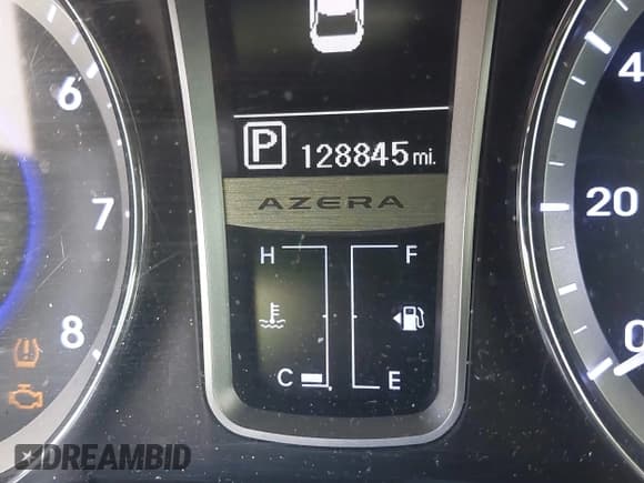 ✅ 2013 Hyundai Azera • VIN: KMHFG4JG3DA323902 • Lot: 43229686. Listed on IAAI with 128,845 mi. Free auction sales archive from the USA and detailed vehicle history report at DreamBid. Image 15.