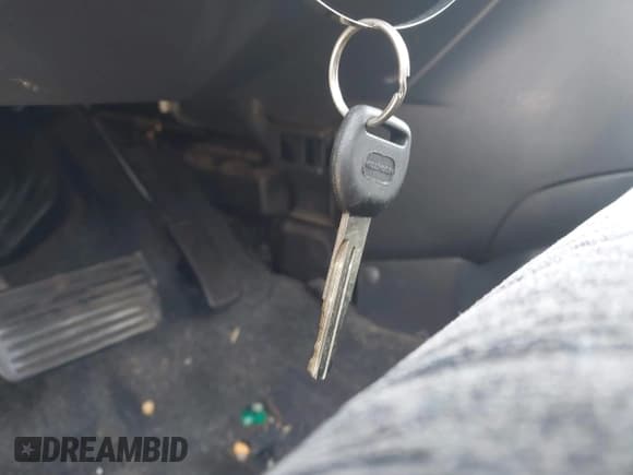 ✅ 1999 Honda CR-V EX • VIN: JHLRD1868XC018557 • Lot: 43699143. Wystawiony na IAAI z przebiegiem 213 222 mil. Bezpłatny archiwum sprzedaży aukcyjnych z USA i szczegółowy raport historii pojazdu na DreamBid. Zdjęcie 11.