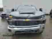 2024 Chevrolet Silverado 3500HD LT with VIN 2GC4YTEY6R1131686, listed as a Copart auction lot 81824665 with 34,595 mi miles and Salvage title. Bid and sale history available at DreamBid. Image 5.