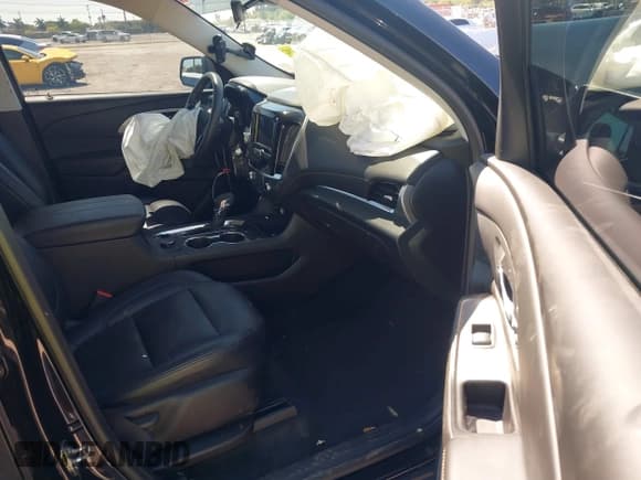 ✅ 2021 Chevrolet Traverse LS • VIN: 1GNERFKW3MJ268502 • Lot: 41697810. Listed on IAAI with 36,894 mi. Free auction sales archive from the USA and detailed vehicle history report at DreamBid. Image 5.