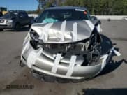 ✅ 2008 Toyota Sienna LE • VIN: 5TDZK23C18S220713 • Lot: 82717765. Listed on Copart with 276,810 mi. Free auction sales archive from the USA and detailed vehicle history report at DreamBid. Image 5.