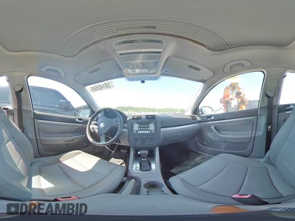 ✅ 2007 Volkswagen Jetta Wolfsburg Edition • VIN: 3VWEF71K57M182523 • Лот: 59145595. Опубликован ранее на Copart с пробегом 170 841 миль. Бесплатный доступ к архиву аукционных продаж из США и подробный отчёт об истории автомобиля на DreamBid. Изображение 14.