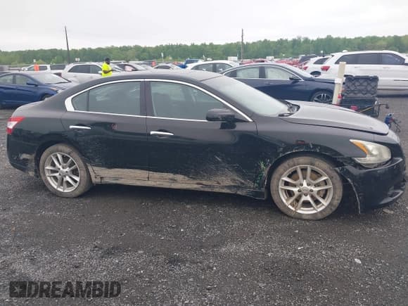 ✅ 2011 Nissan Maxima SV • VIN: 1N4AA5AP5BC862230 • Lot: 42179525. Listed on IAAI with 137,201 mi. Free auction sales archive from the USA and detailed vehicle history report at DreamBid. Image 14.