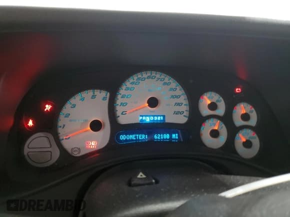 ✅ 2004 GMC Sierra 1500 SLE • VIN: 1GTEK14TX4Z170345 • Лот: 48973375. Опубликован ранее на Copart с пробегом 62 180 миль. Бесплатный доступ к архиву аукционных продаж из США и подробный отчёт об истории автомобиля на DreamBid. Изображение 9.