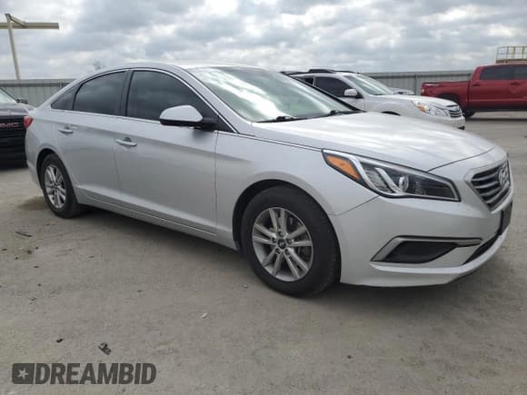 ✅ 2017 Hyundai Sonata SE • VIN: 5NPE24AF1HH576060 • Lot: 49315923. Listed on Copart with 120,416 mi. Free auction sales archive from the USA and detailed vehicle history report at DreamBid. Image 4.