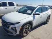 ✅ 2025 Hyundai Tucson SEL • VIN: 5NMJB3DE3SH530021 • Lot: 43651307. Wystawiony na IAAI z przebiegiem 21 100 mil. Bezpłatny archiwum sprzedaży aukcyjnych z USA i szczegółowy raport historii pojazdu na DreamBid. Zdjęcie 19.