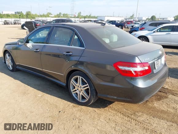✅ 2010 Mercedes-Benz E 350 Luxury • VIN: WDDHF8HB1AA070095 • Lot: 43011471. Listed on IAAI with 126,630 mi. Free auction sales archive from the USA and detailed vehicle history report at DreamBid. Image 3.