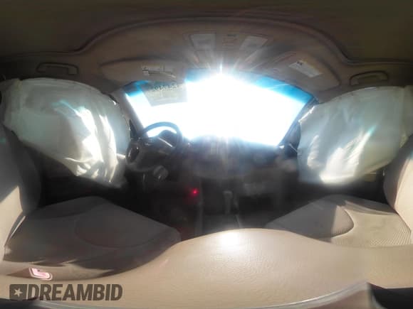 ✅ 2007 Toyota RAV4 Limited • VIN: JTMBD31V075081281 • Lot: 42474927. Wystawiony na IAAI z przebiegiem 190 714 mil. Bezpłatny archiwum sprzedaży aukcyjnych z USA i szczegółowy raport historii pojazdu na DreamBid. Zdjęcie 18.